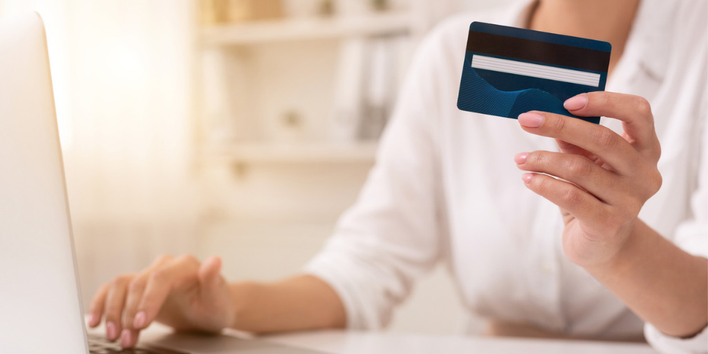 The Best Credit Cardholders – Mr Essentialist